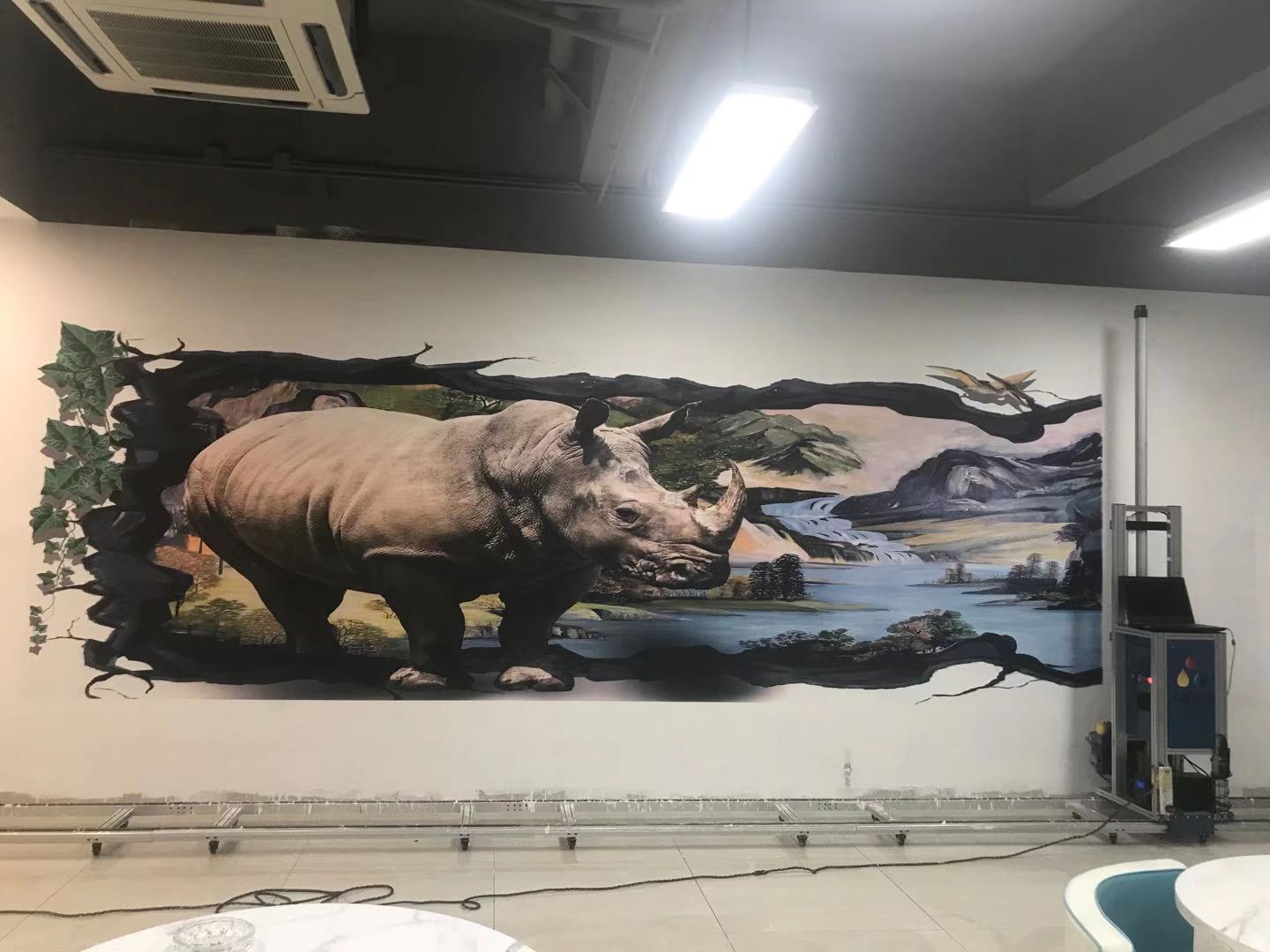 江榕智能墻體彩繪機(jī)打印機(jī) 江榕智能墻體彩繪機(jī)打印機(jī)