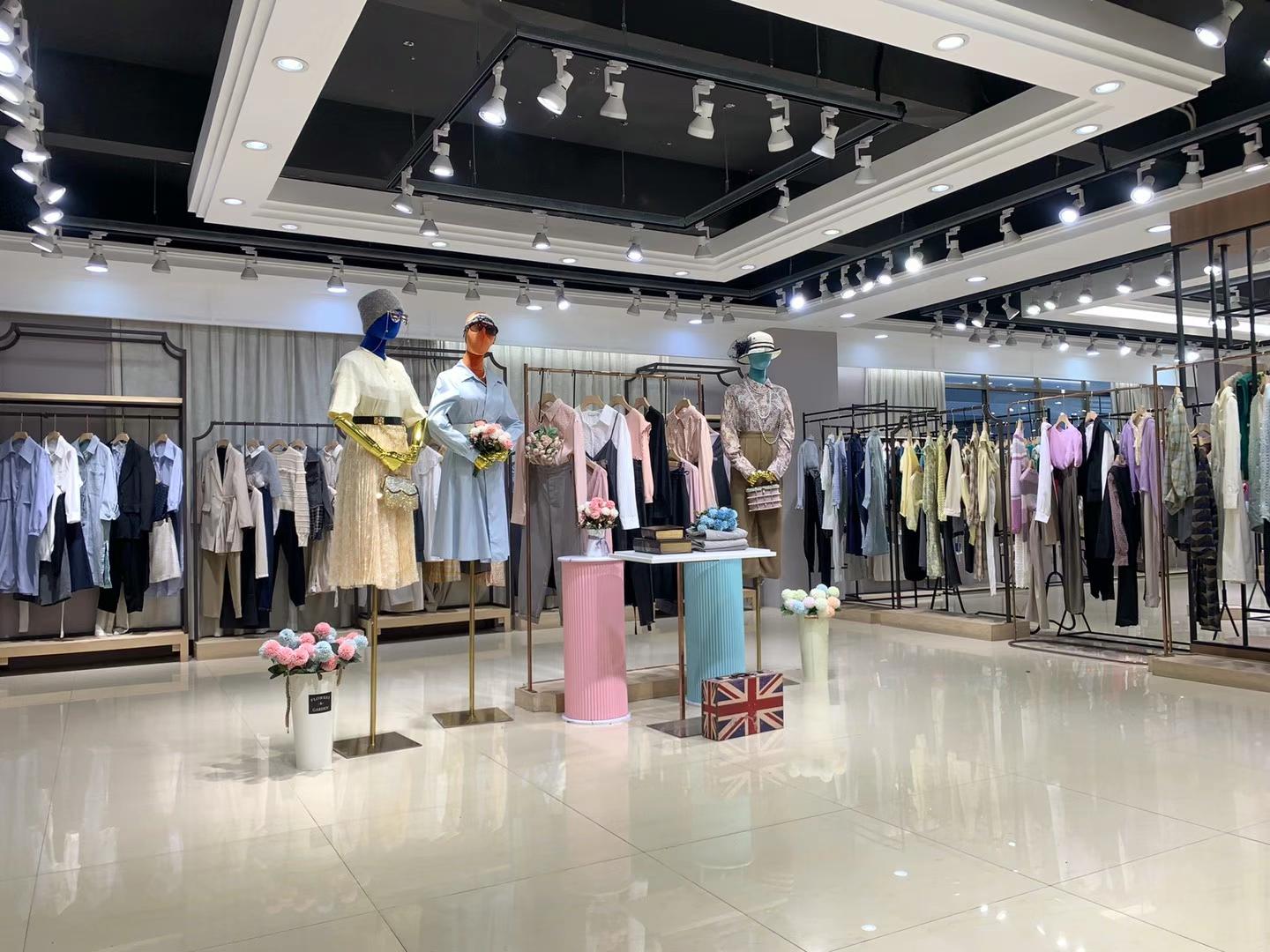 小地素風新作2022春品牌女裝折扣專柜新款女裝尾貨批發(fā)