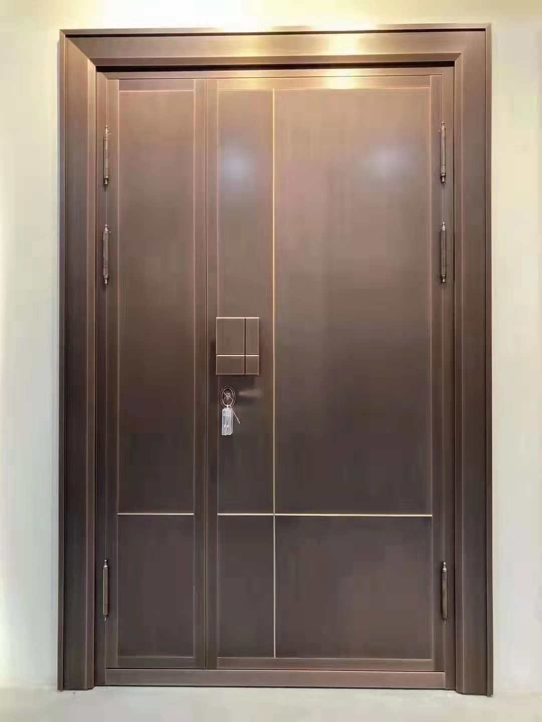 西安鑄鋁銅門價(jià)格 銅門與鑄鋁門的區(qū)別