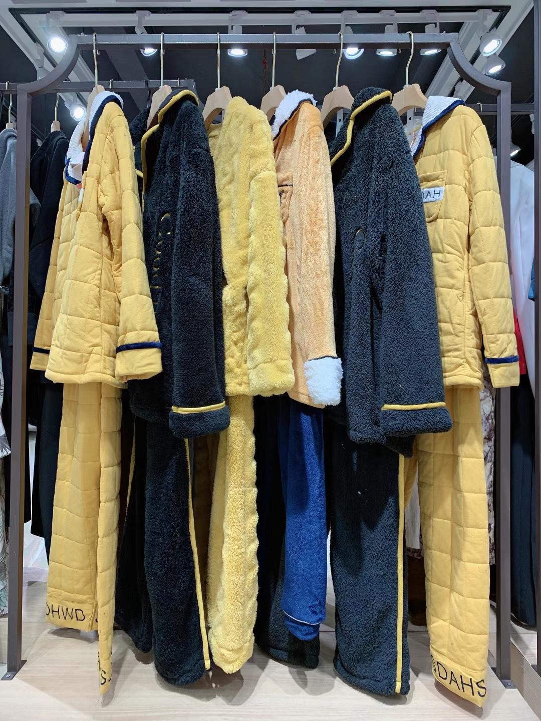 川之藤.加絨加厚家居服2021冬女裝品牌折扣店貨源特價批發(fā) 工廠尾貨一手貨源