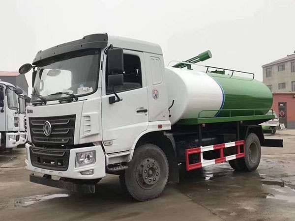 大型吸糞車供貨商、報價、價格、批發(fā)價格【濟寧新潔環(huán)衛(wèi)設(shè)備有限公司】