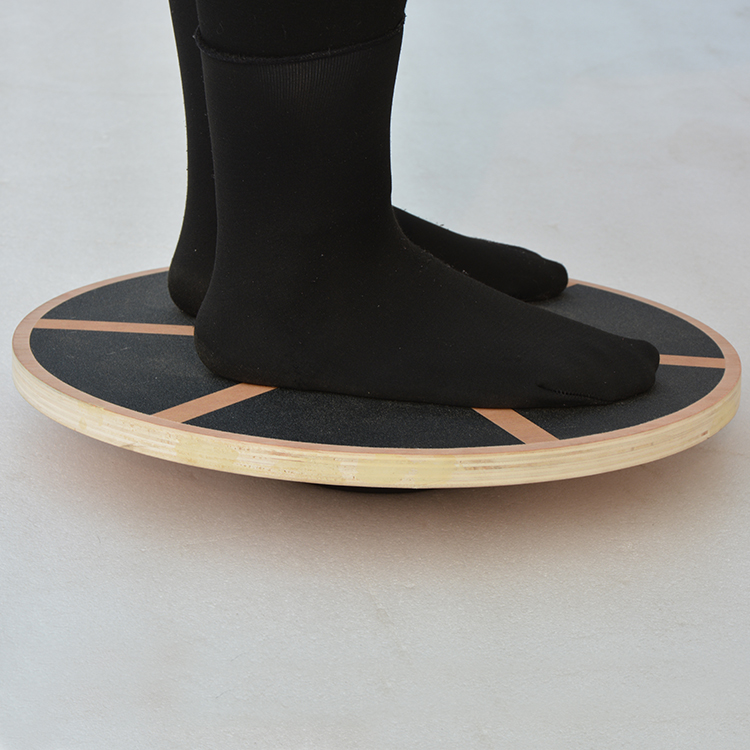 木質(zhì)平衡板感統(tǒng)協(xié)調(diào)青少年練核心力量訓(xùn)練板康復(fù)訓(xùn)練瑜伽平衡盤