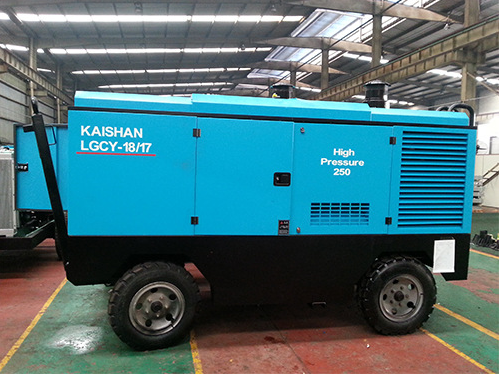 出租國產(chǎn)37~300kw功率螺桿空壓機(jī) 柴移式空壓機(jī)LGCY-18/17租賃