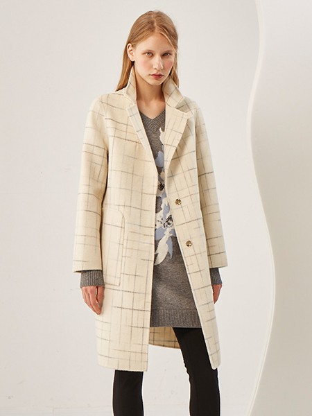 知 名品牌女裝巧帛秋冬時尚女裝折扣貨源尾貨批發(fā)