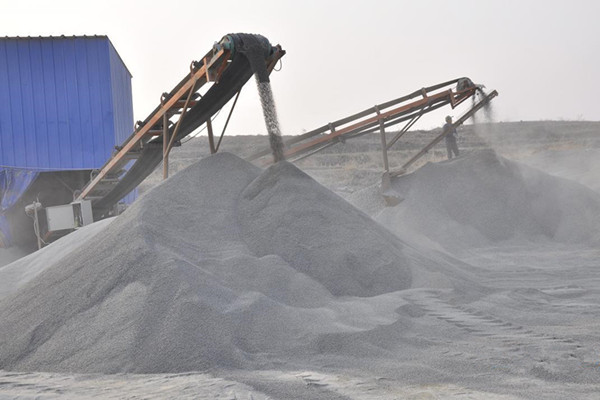 廣西南寧砂石批發(fā)廠家供應(yīng)多種天然細(xì)沙,中沙,粗沙,機(jī)制砂,水洗砂,河沙