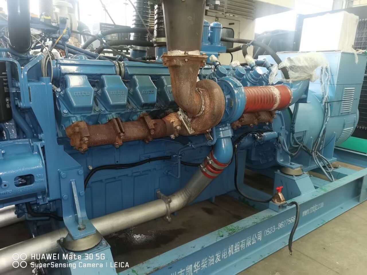 出售出租二手奔馳900kw 發(fā)電機(jī)組