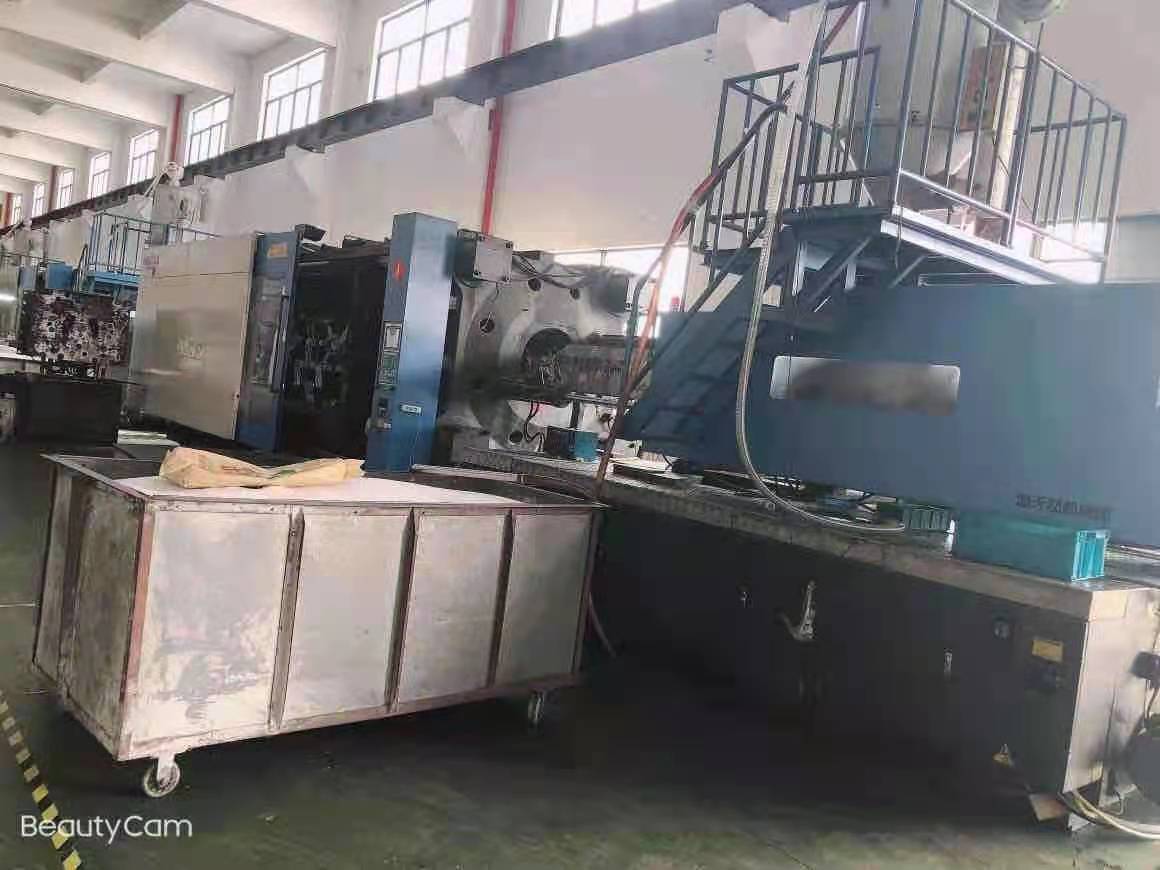 處理二手海天1600噸11000克成型機(jī)