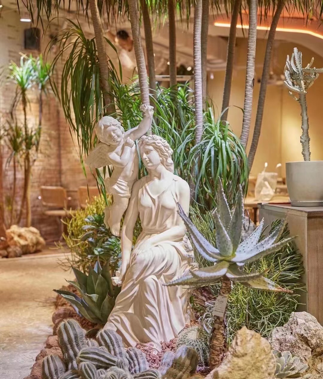 綠植造景課培訓(xùn)、綠植造景工作室創(chuàng)業(yè)授課、價格實惠-佛山花設(shè)空間設(shè)計有限公司