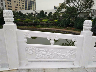 石雕欄桿供應(yīng)商  石雕欄桿價格