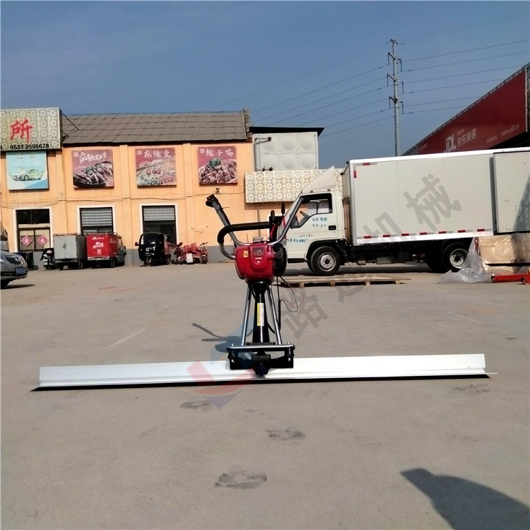 手扶式燃油式混凝土振動尺 水泥路面攤鋪振平尺