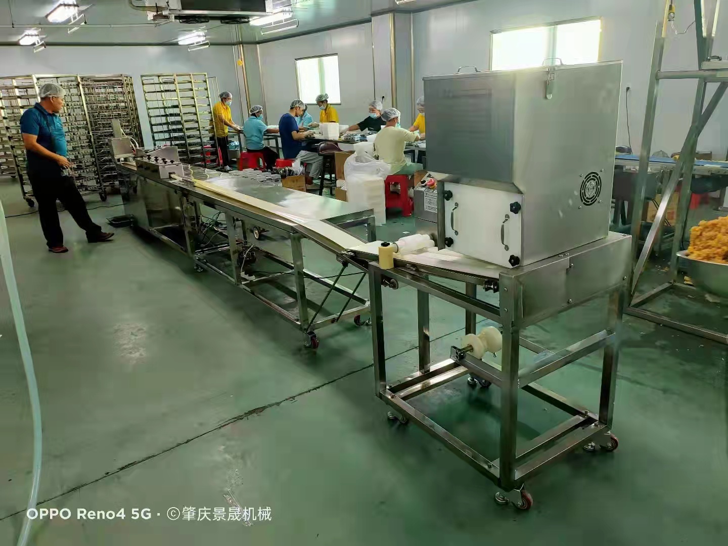 紫菜包飯?jiān)O(shè)備連續(xù)式壽司卷機(jī)食堂紫菜卷生 產(chǎn)線食品設(shè)備機(jī)械