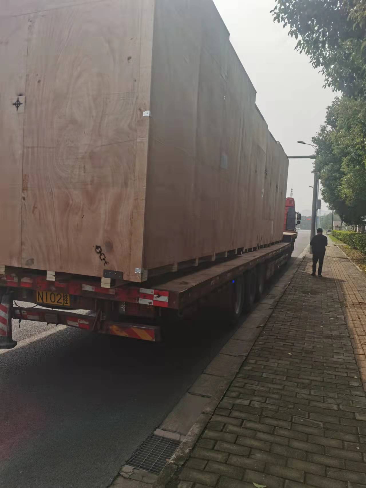 南寧到長春長途專線 大件運輸 轎車托運電話 上門提貨 貨運全國   南寧至長春整車零擔