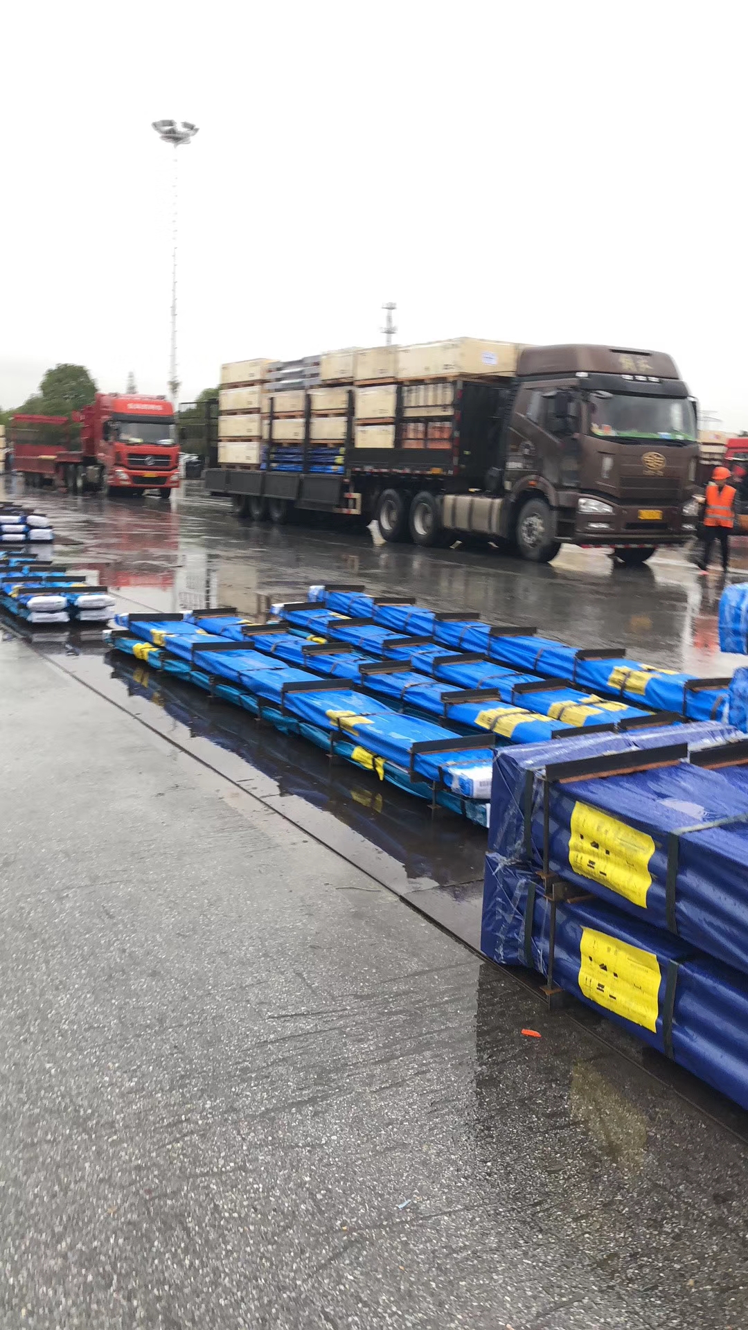 東莞到淄博長途整車 零擔(dān)物流 大件運(yùn)輸 轎車托運(yùn)全國物流價(jià)格   東莞往淄博貨運(yùn)專線