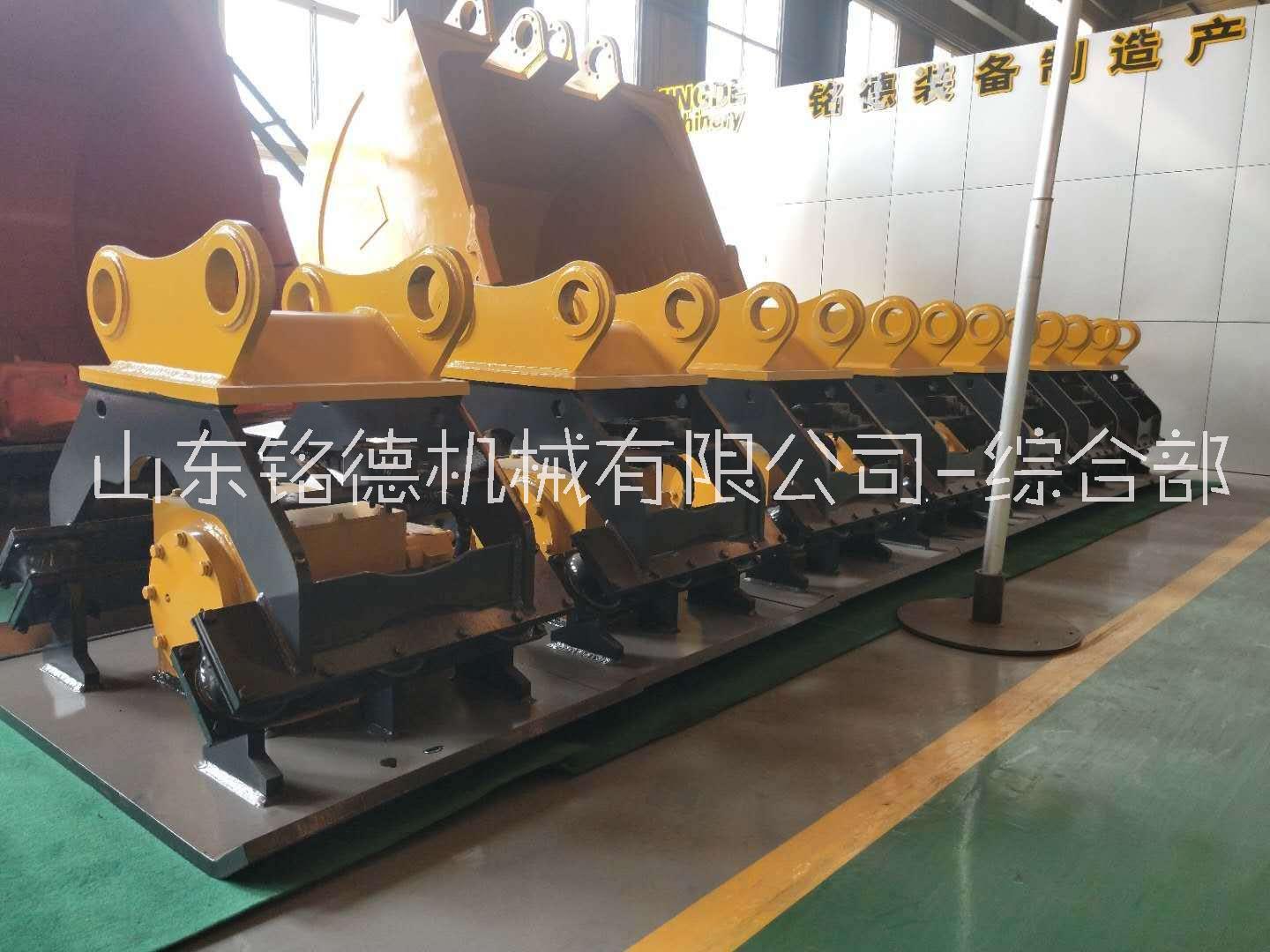 現(xiàn)貨 小松360挖機(jī)液壓振動(dòng)夯 夯實(shí)器 夯實(shí)面積大