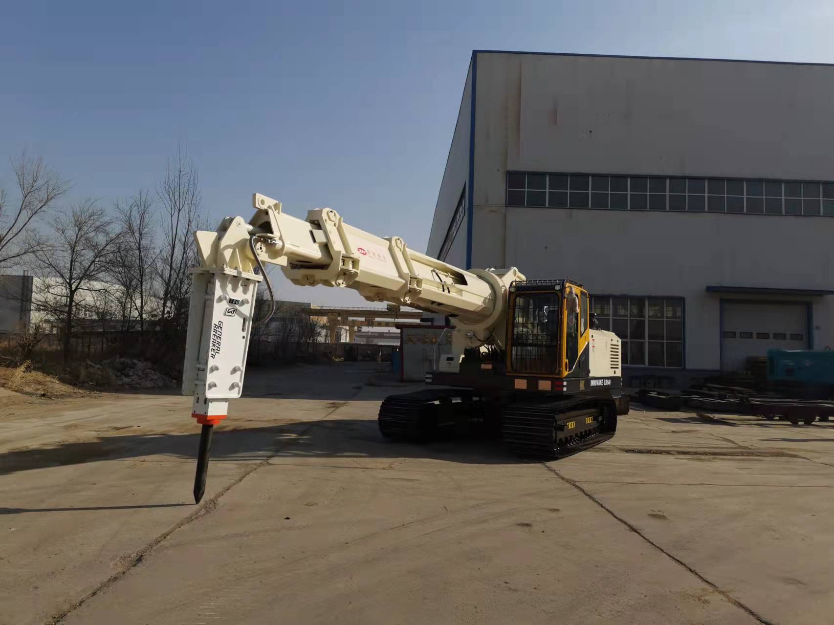 LB120轉(zhuǎn)爐拆爐機(jī)