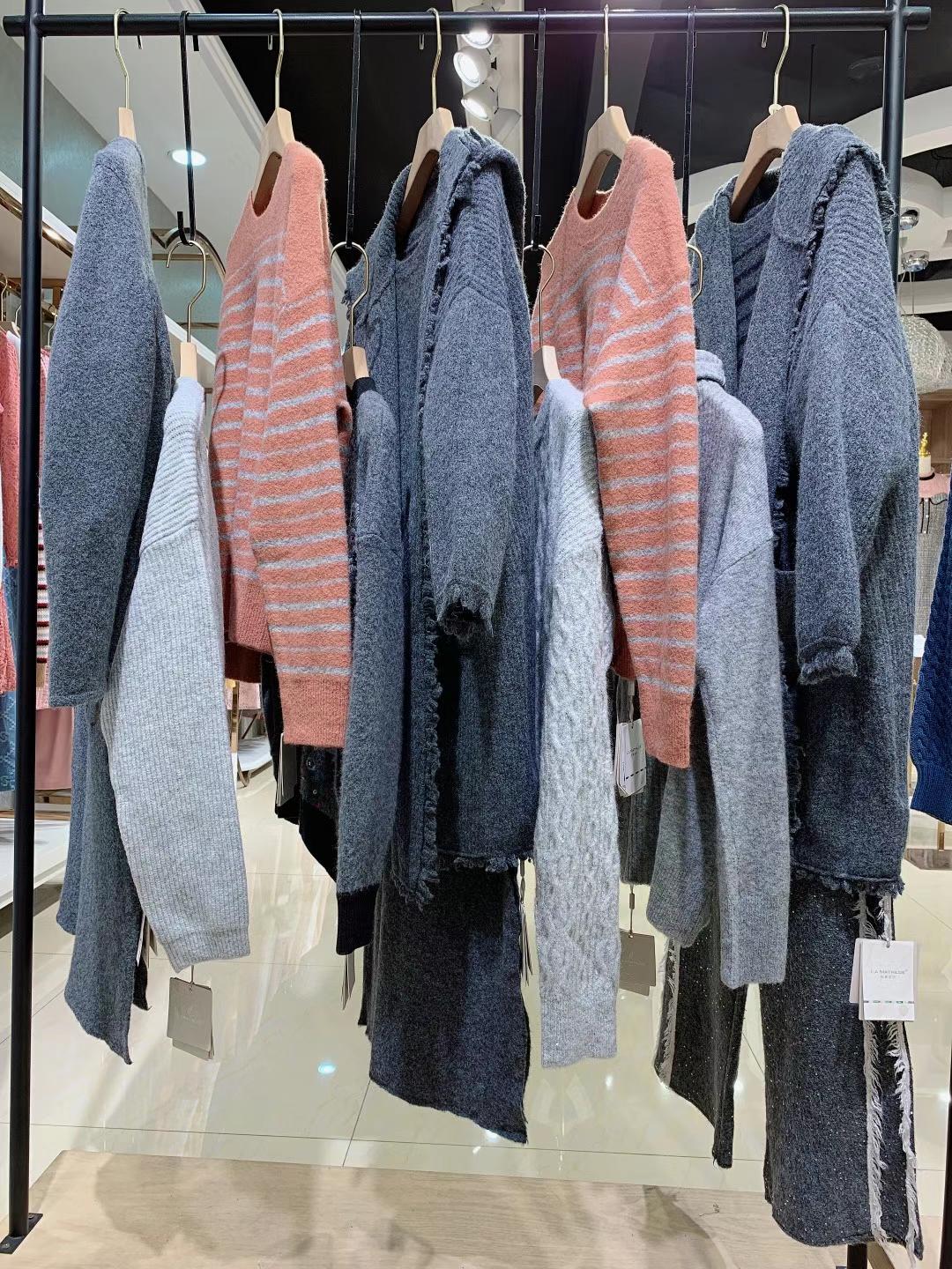 拉曼迪爾毛衣系列2021專柜下架品牌女裝一手貨源批發(fā) 秋季必備款批發(fā)走份