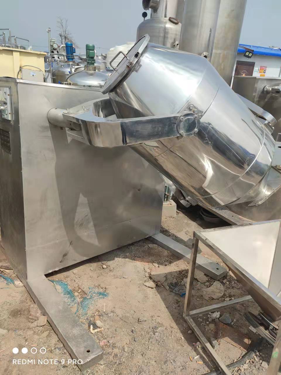 二手三維混合機(jī) 三維運(yùn)動(dòng)混合機(jī) 飼料顆粒混合機(jī) 不銹鋼立式混合機(jī) 鵬達(dá)二手設(shè)備