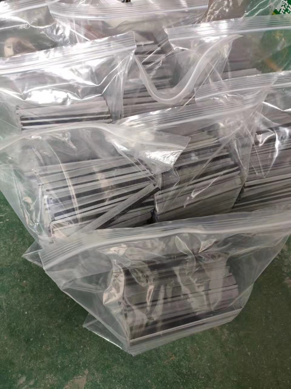 F級(jí)磁性槽楔 供應(yīng)F級(jí)磁性槽楔 F級(jí)磁性槽楔廠家 F級(jí)磁性槽楔直銷 F級(jí)磁性槽楔現(xiàn)貨