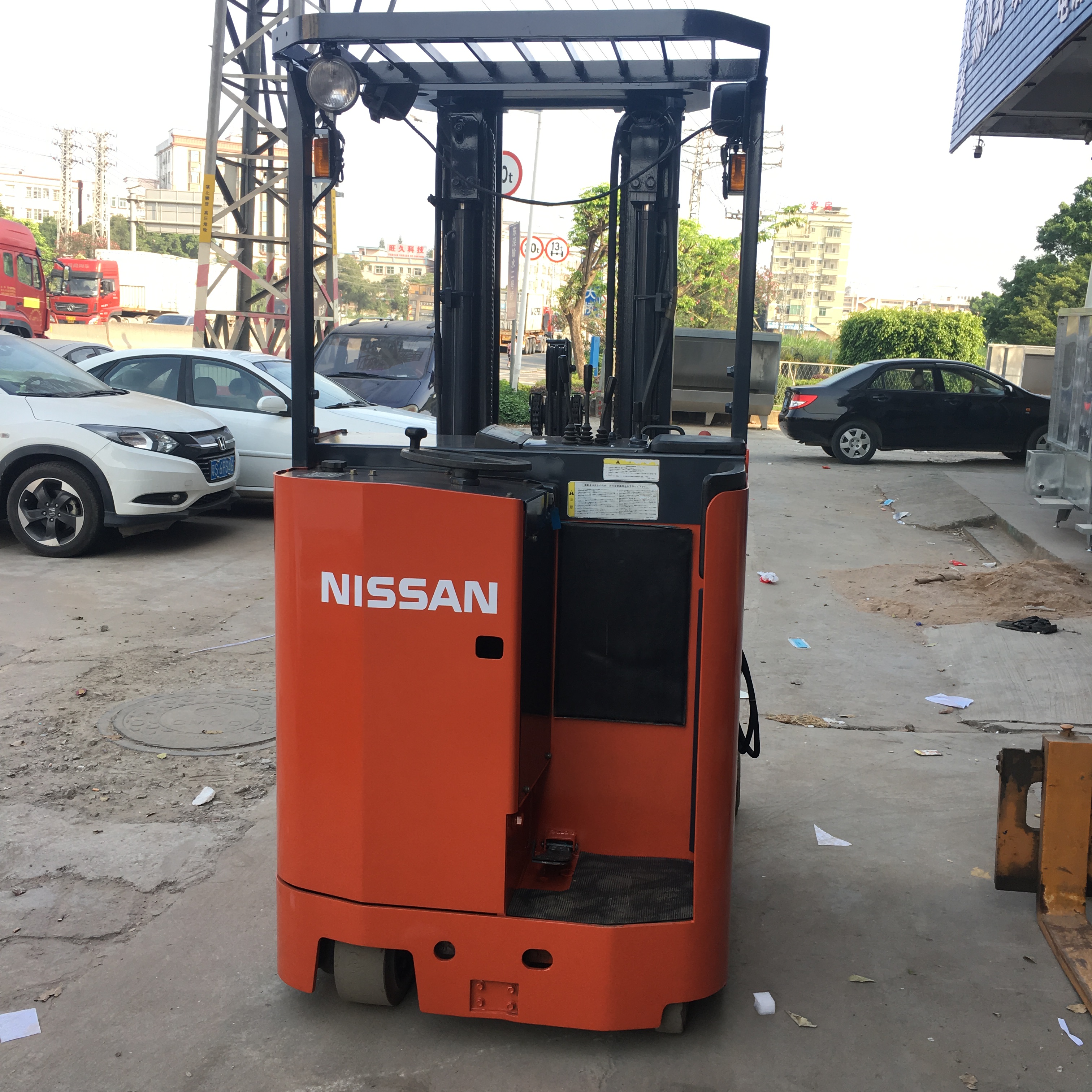 三節(jié)門架升高5150mm 5米前移式叉車