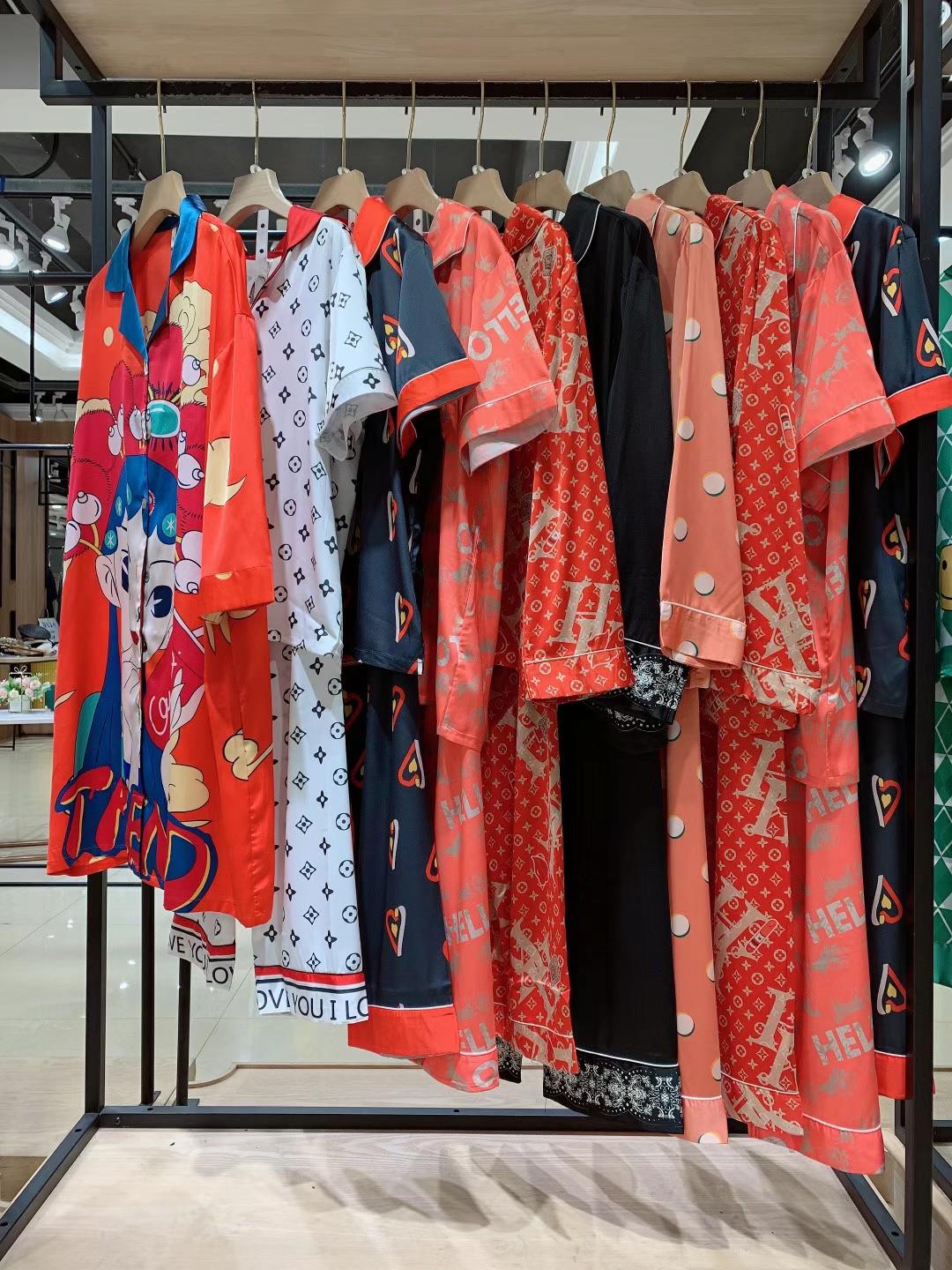 羅佧家秀居服22春裝品牌女裝廣州一手貨源走份批發(fā) 撤柜雜款尾貨淘貨源走份