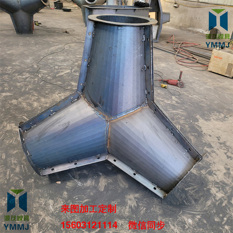 護(hù)堤消浪模具廠家定制 四角錐模具海岸四角錐防浪塊模具四角錐避浪石模具