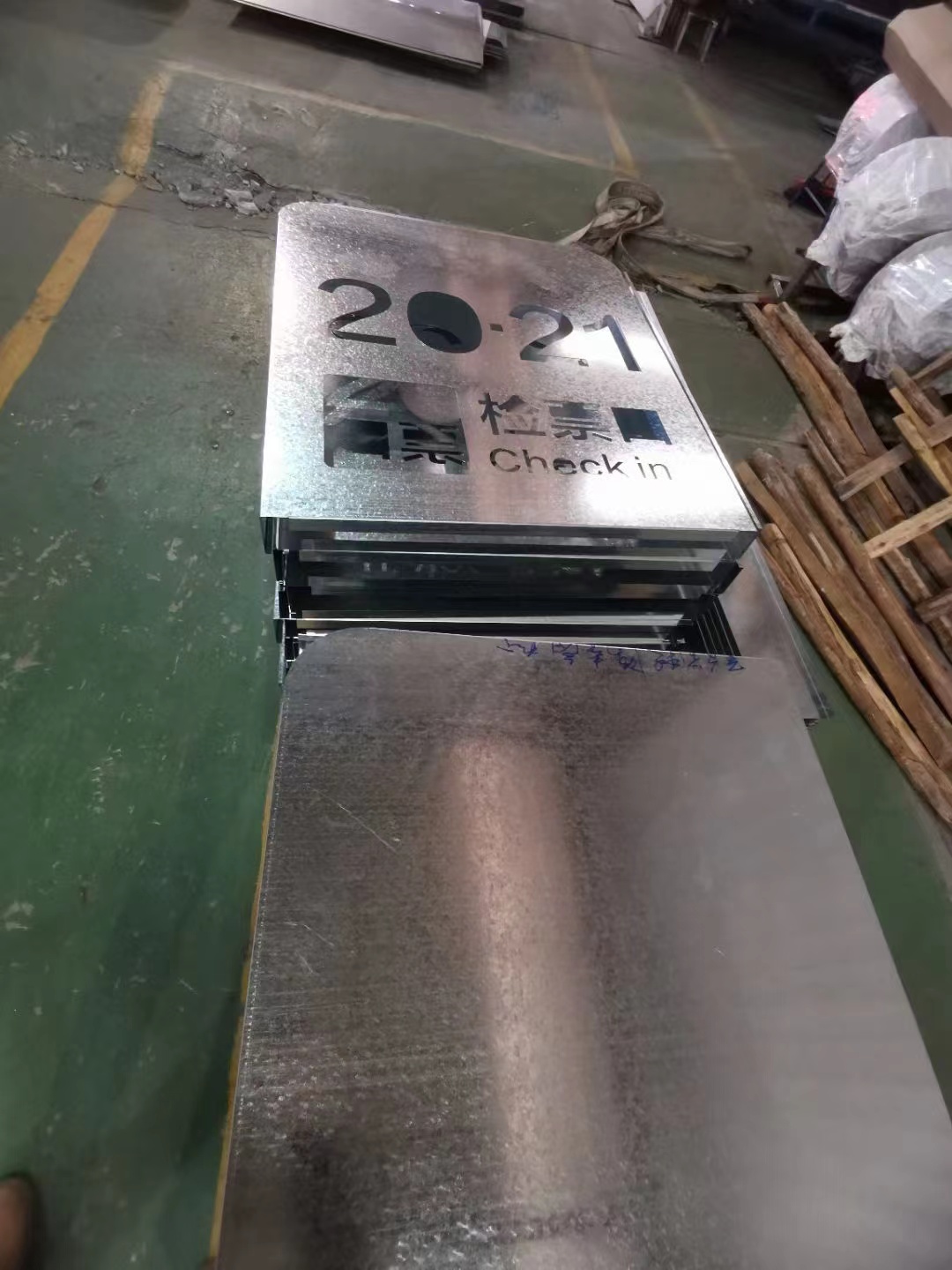 高鐵站指示牌定制，高鐵站指示牌加工，高鐵站指示牌廠家批發(fā)