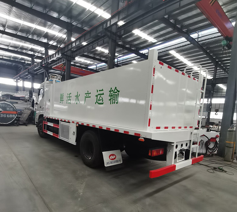 新款水制冷10方活魚運輸車  國六東風天錦鮮活水產(chǎn)品運輸車價格