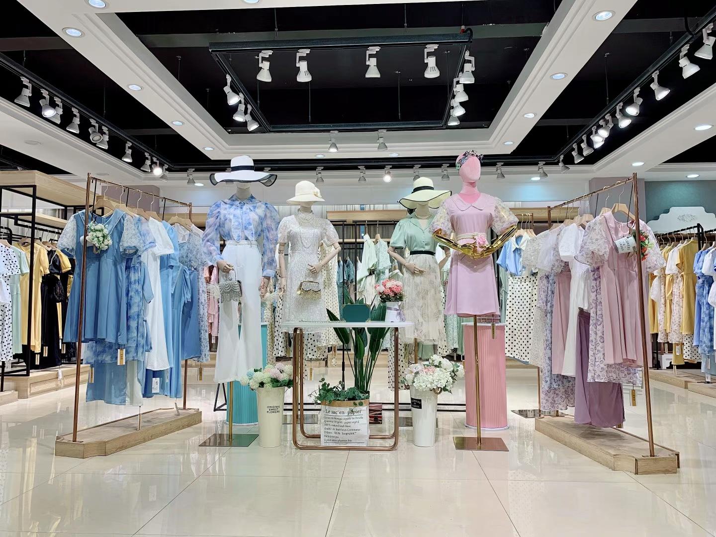 高端大氣品牌歐施歌 2022夏品牌女裝折扣尾貨一手貨源批發(fā)