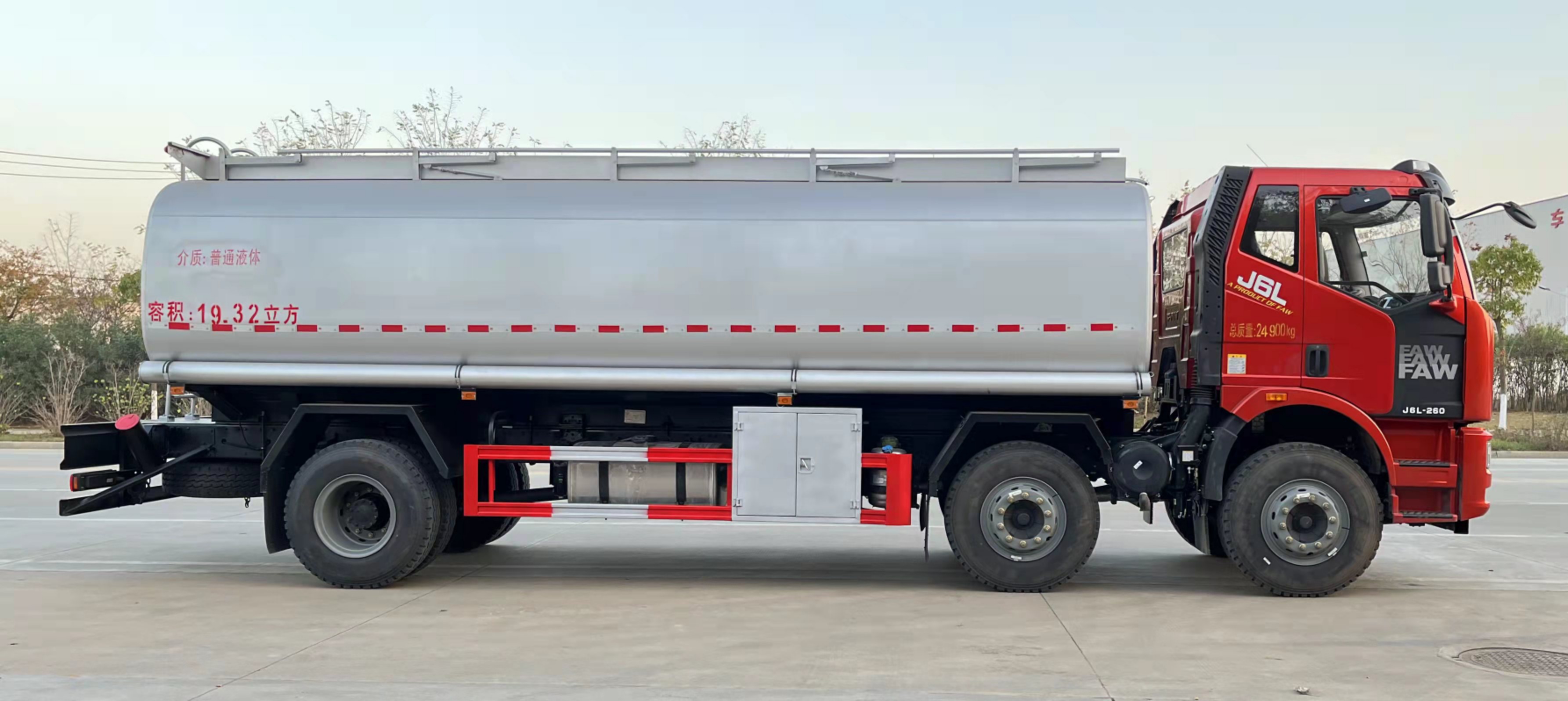 湖北運輸車供應(yīng)商-供應(yīng)商-多少錢-批發(fā)價格【湖北同威專-用汽車有限公司銷售二分公司】