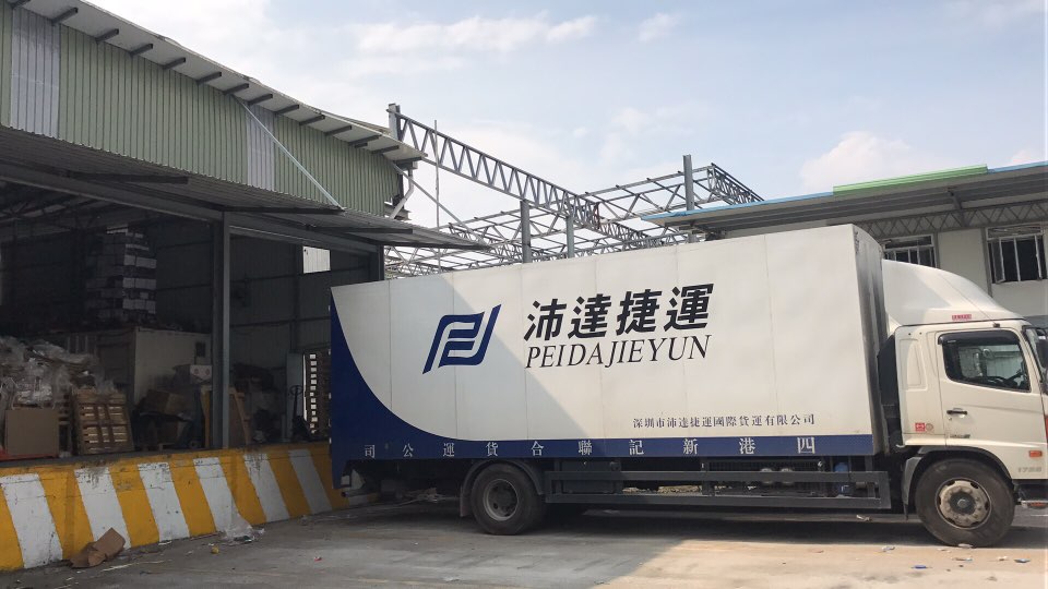 大陸深圳到香港整車(chē)零擔(dān) 往返進(jìn)出口運(yùn)輸  中港報(bào)關(guān)清關(guān)電話 中港拖車(chē)  深圳中港散貨拼車(chē)