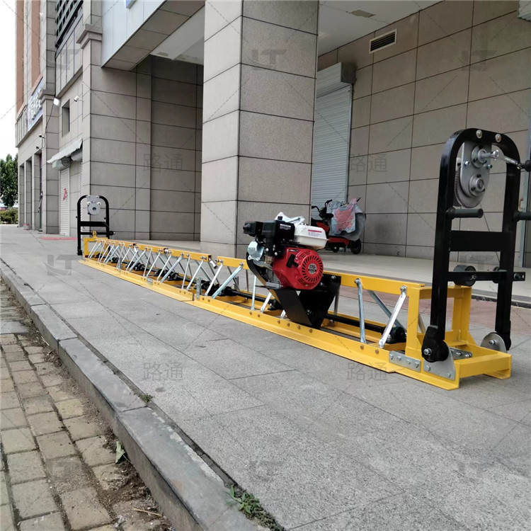 路通框架式水泥施工整平機(jī) 橋面鄉(xiāng)村小路修建2米一節(jié)拆卸式振動(dòng)梁