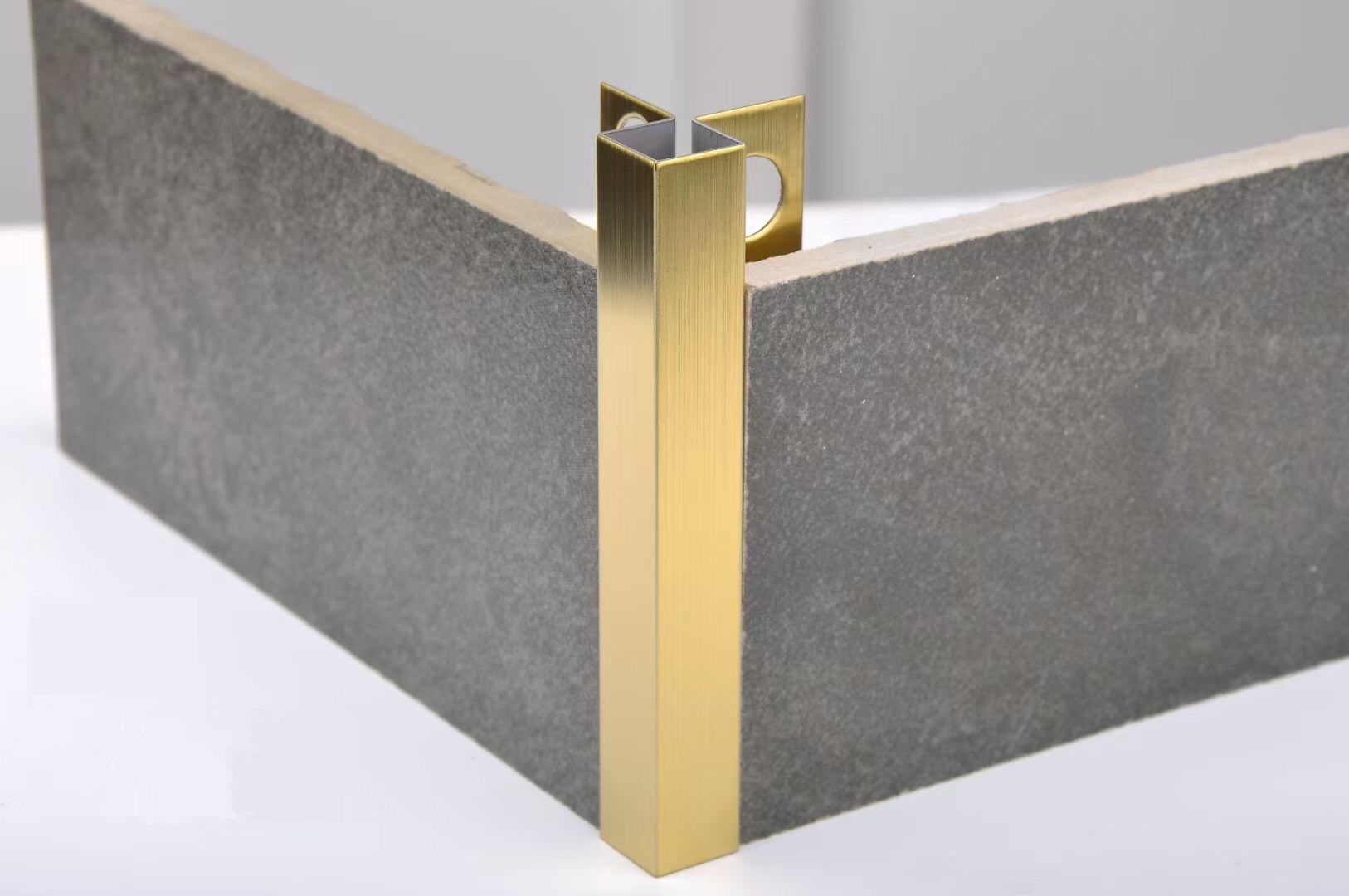 不銹鋼地腳線陶瓷包邊裝飾線條 陶瓷收邊線條 踢腳線