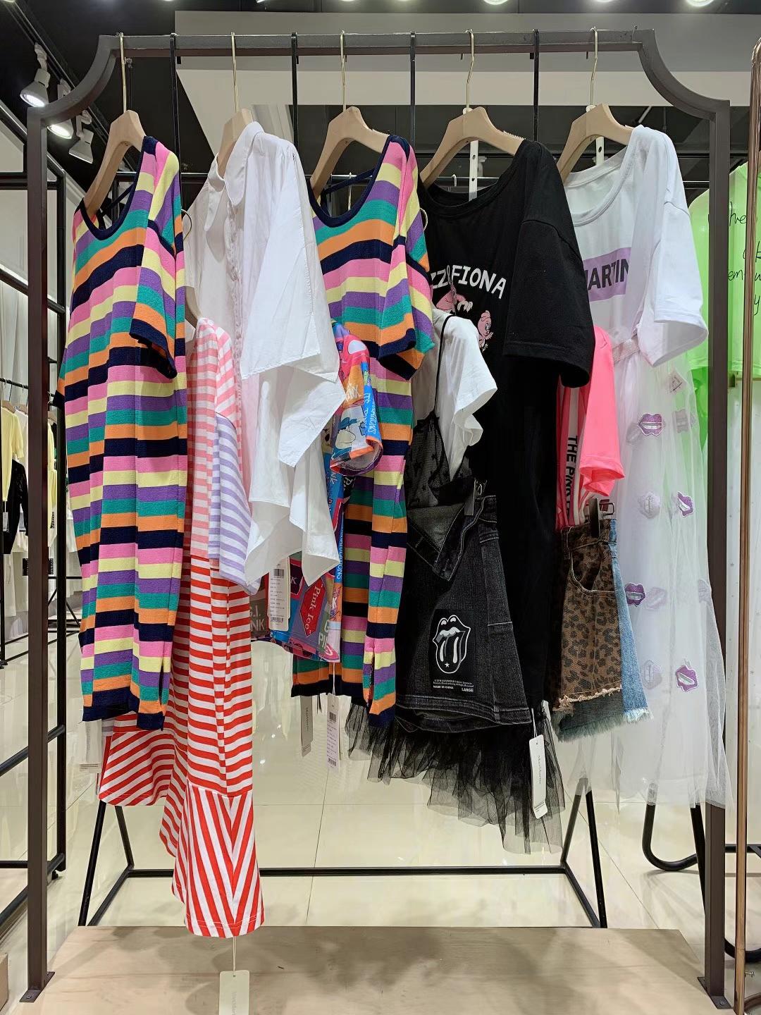 高端 品牌瑪瑪綈2022知 名品牌女裝折扣庫(kù)存批發(fā) 品牌 女裝 尾貨 廠家 一手 走份 拼貨 拿貨