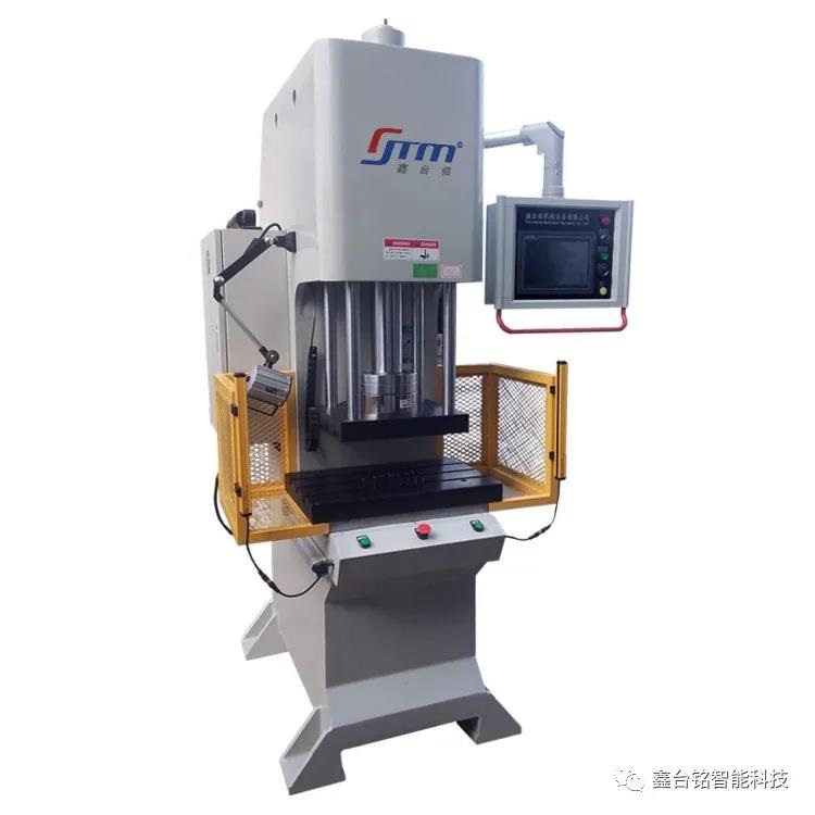 鑫臺(tái)銘精密伺服液壓機(jī)更加節(jié)能省電精度高