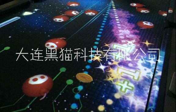 特色*室桌球投影全息3d互動(dòng)投影儀 互動(dòng)投影引流桌球互動(dòng)游戲