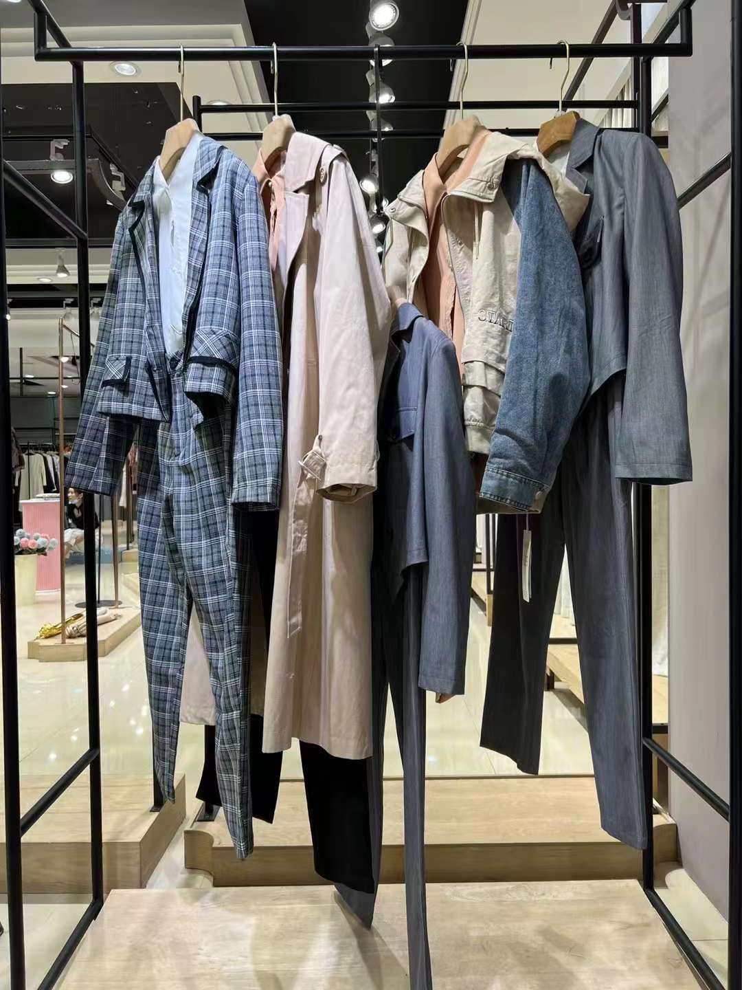 【NMLS諾漫莉莎】22秋國內(nèi)知 名淑女品牌女裝尾貨 實(shí)體+直播自帶流品牌女裝