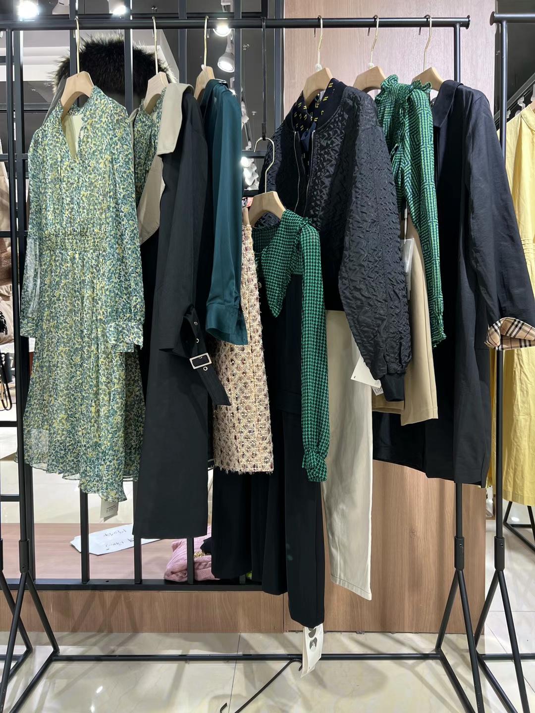 撤柜女裝 迪笛歐2022秋淘寶折扣店直播女裝尾貨庫存進貨渠道