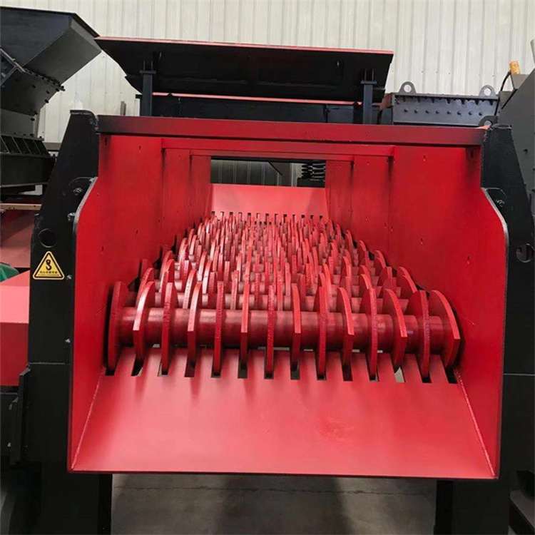 1200液壓對輥制砂機(jī)性能穩(wěn)定商量好工作效率高廣受用戶喜愛