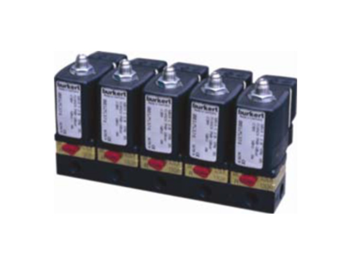 供應工業(yè)氣體設備制氮機廠家 制氮機維修、氮氣機維修 制氮機現(xiàn)場維修 制氮機碳分子篩更換