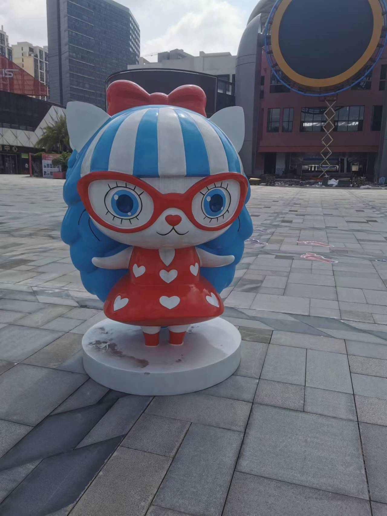 河北玻璃鋼卡通雕塑定制價格