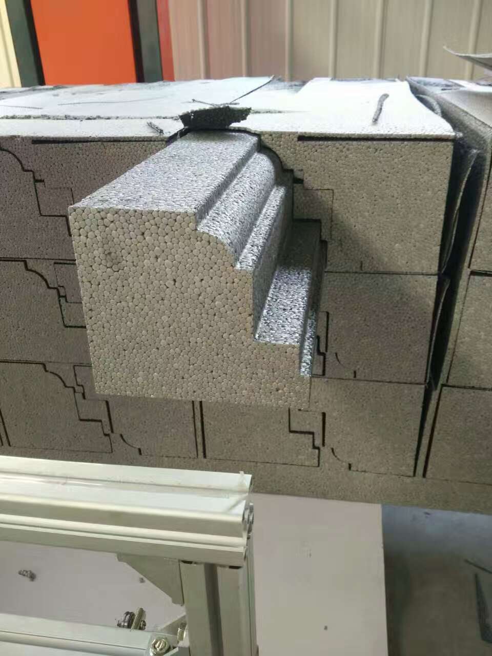 泡沫板線條切割機  歐式線條切割機 真金板切割機