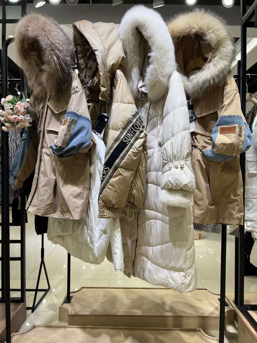 KABUJINUO卡布基諾22冬精 品羽絨服品牌撤柜正 品折扣批發(fā)