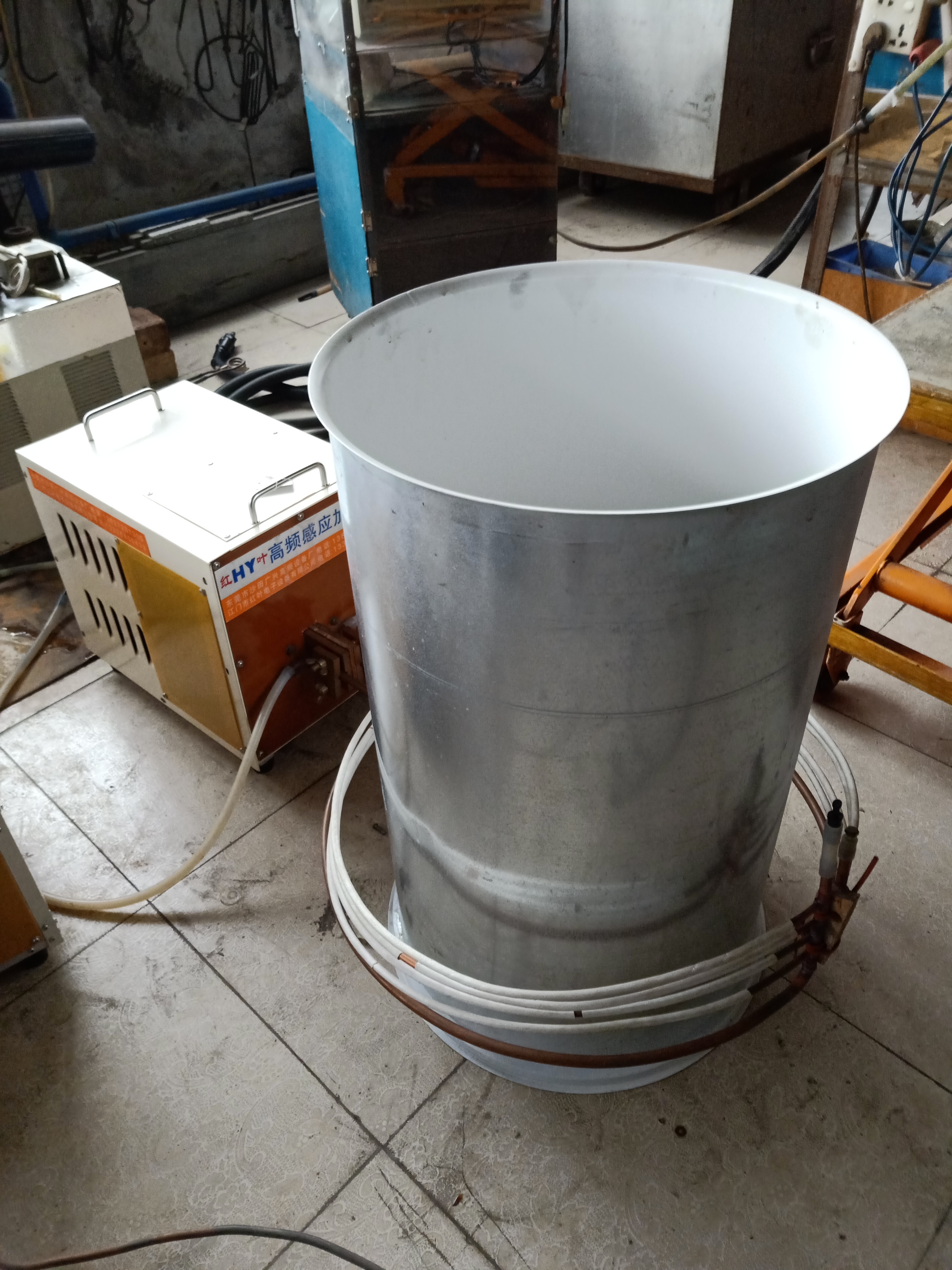 大型管道噴粉感應(yīng)加熱機(jī)