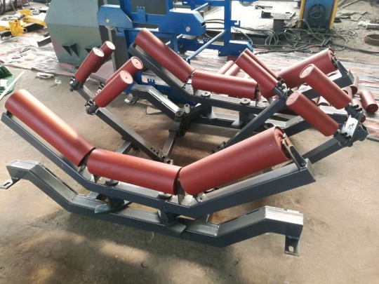 平行上調(diào)心托輥-徐州皮帶機(jī)托輥廠家