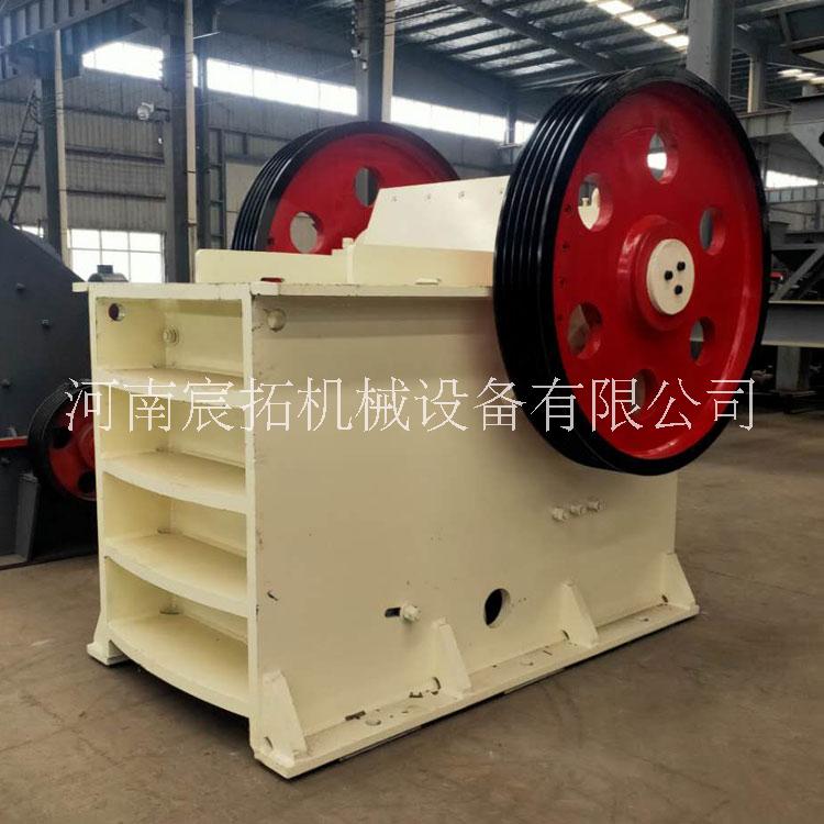 顎式破碎機(jī) 建筑石料粉碎機(jī) 小型移動(dòng)鵝卵石破碎站