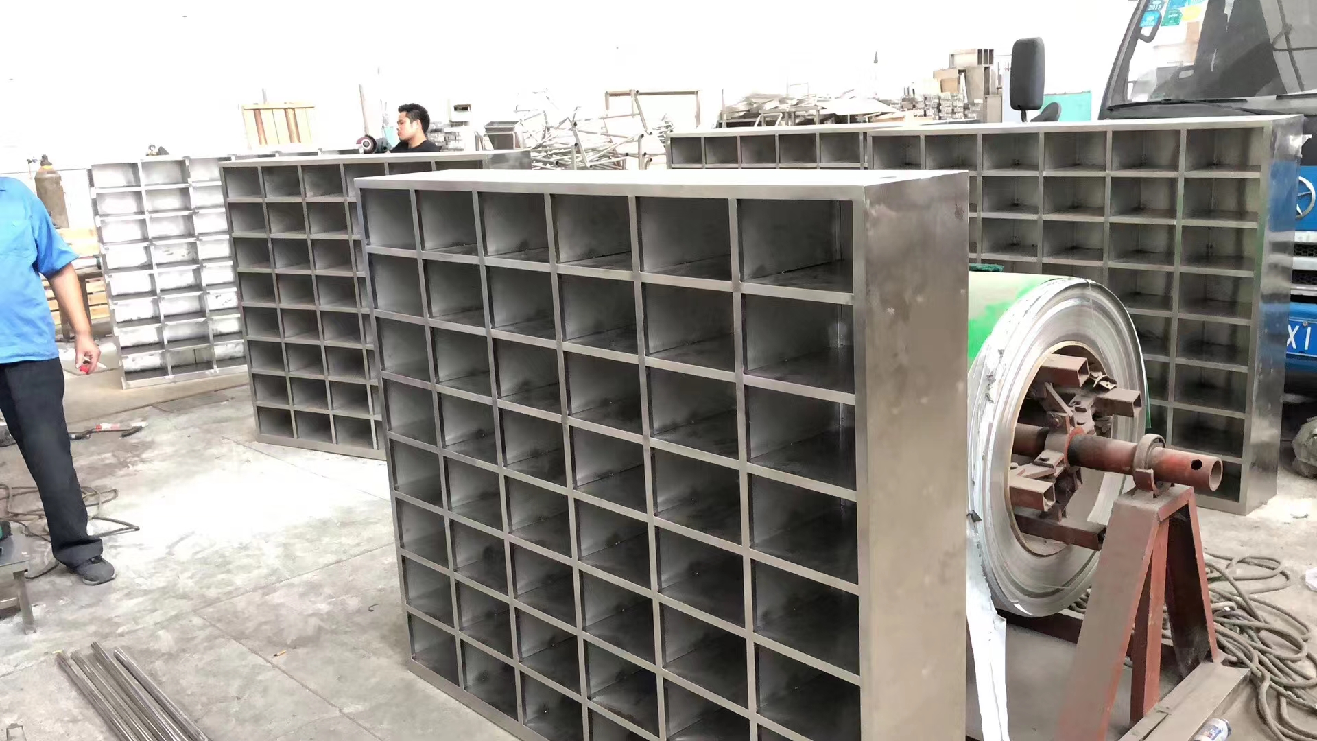 廚房食堂多門餐具柜 文件柜員工不銹鋼保潔柜 304不銹鋼儲(chǔ)物柜