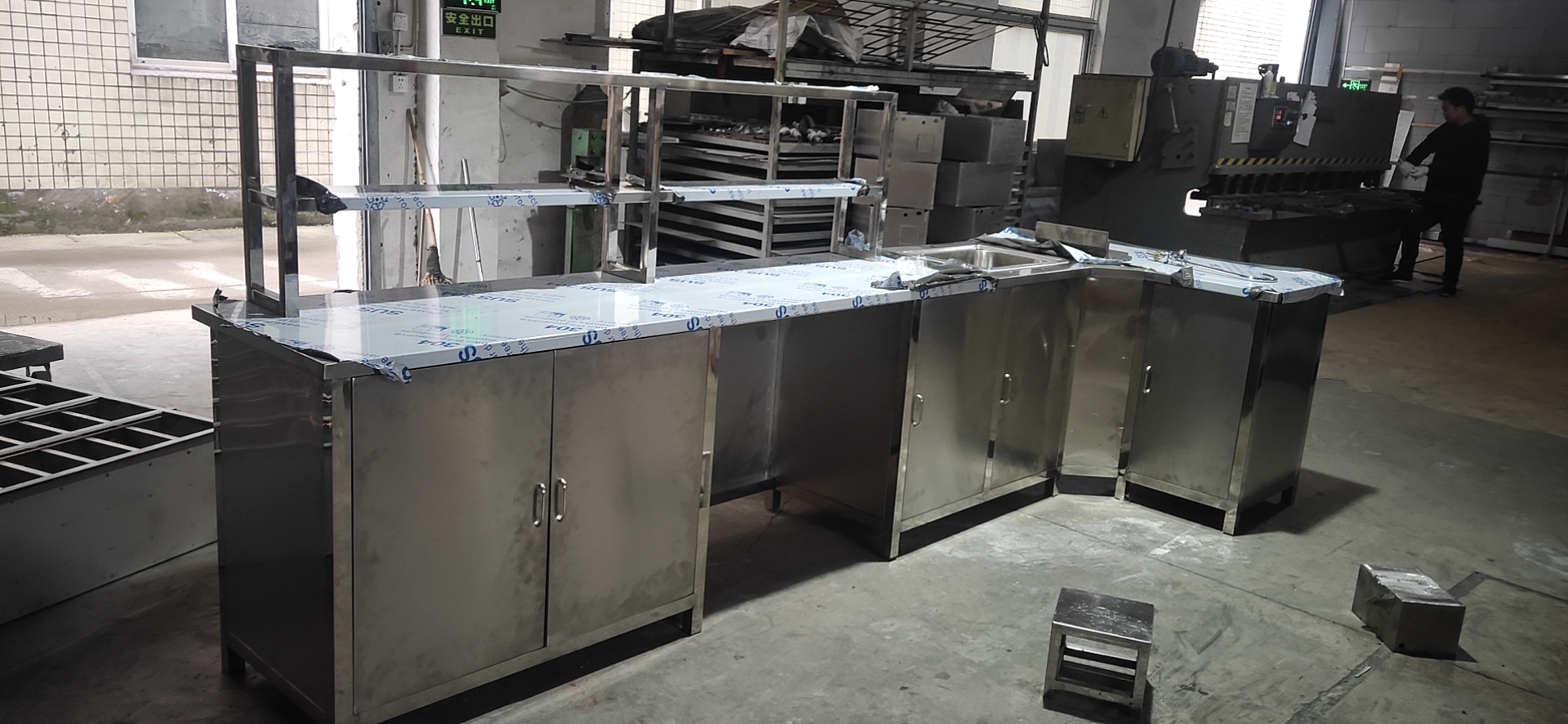 浙江不銹鋼機(jī)箱機(jī)柜制作-加工-銷售