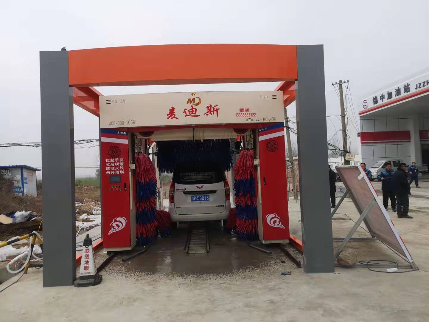 鄭州麥迪斯全自動(dòng)洗車機(jī)電腦洗車機(jī)需要多大場(chǎng)地 鄭州麥迪斯龍門往復(fù)式洗車機(jī) 5-MLF加油站洗車機(jī)