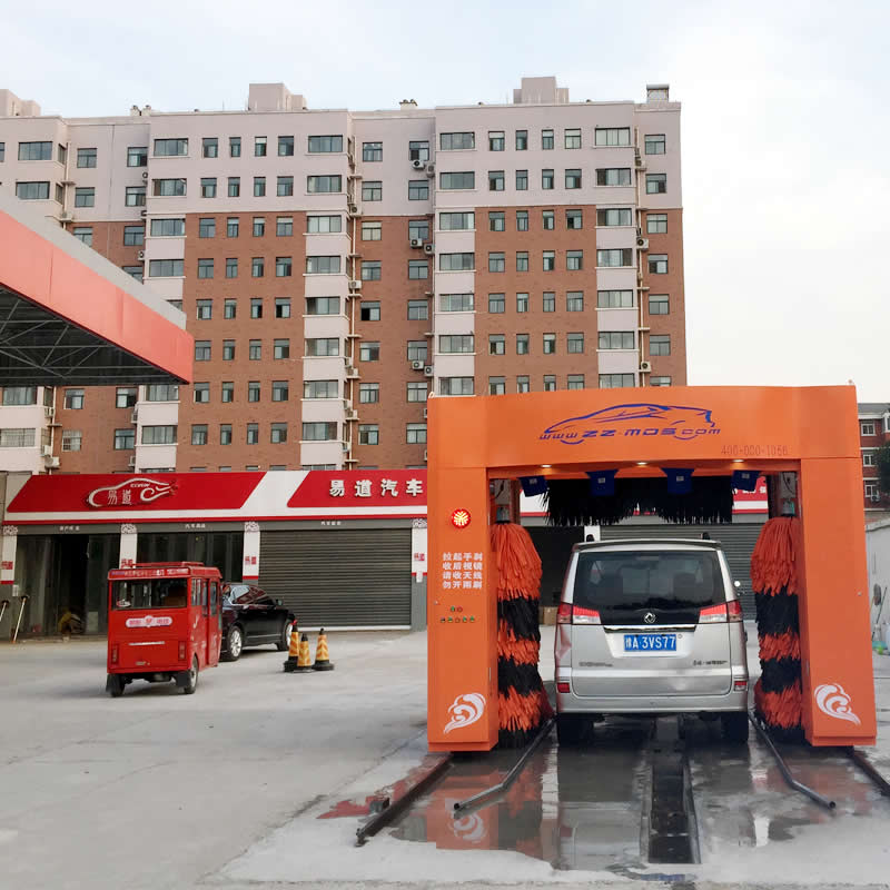鄭州麥迪斯全自動(dòng)洗車機(jī)電腦洗車機(jī)需要多大場(chǎng)地 鄭州麥迪斯龍門往復(fù)式洗車機(jī) 5-MLF加油站洗車機(jī)