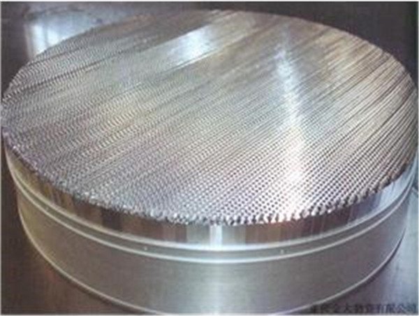 規(guī)整填料 孔板波紋填料 絲網(wǎng)波紋填料 壓延孔板波紋填料 PTFE孔板波紋填料 塑料規(guī)整填料
